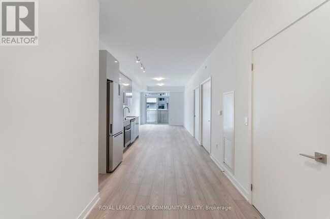 Building Photo - 474-2474 Caldari Rd