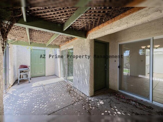 Foto del edificio - 625 S Allred Dr