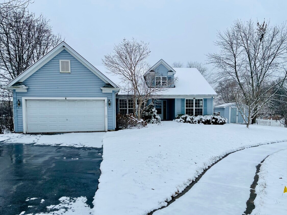 Foto principal - 195 Pine Ridge Ln