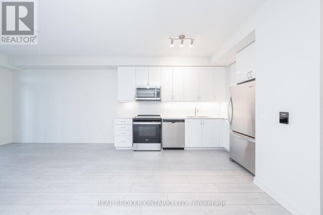 Building Photo - 38 Annie Craig Dr