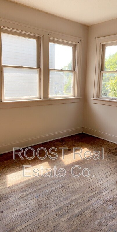 Building Photo - 785 Fairwood Ave