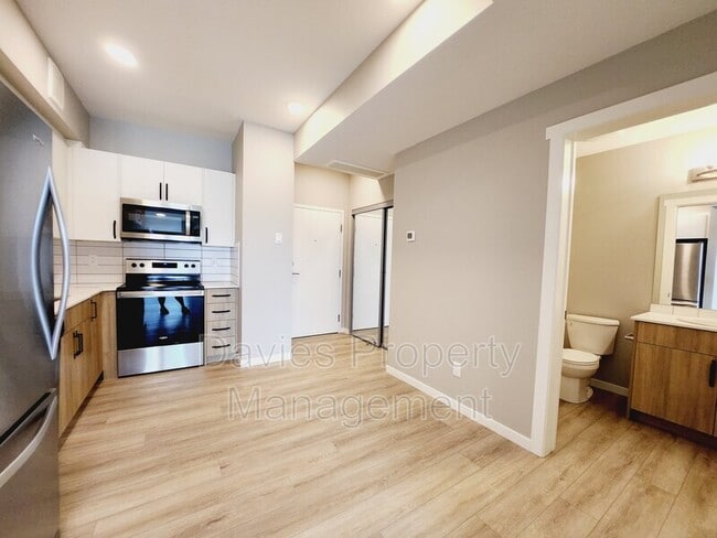 Building Photo - 856 Secord Blvd NW