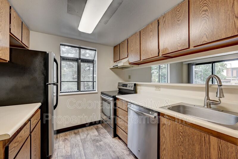 3081 S Ursula Cir Unit 201, Aurora, CO 80014 Condo for Rent in