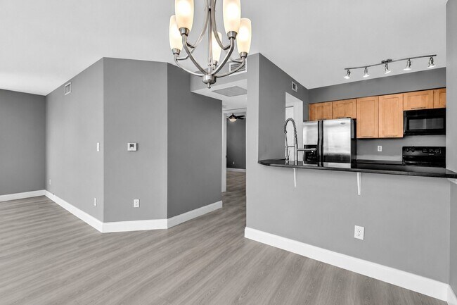 Photo - 2881 N Oakland Forest Dr (Oakland Park, FL) Apartment