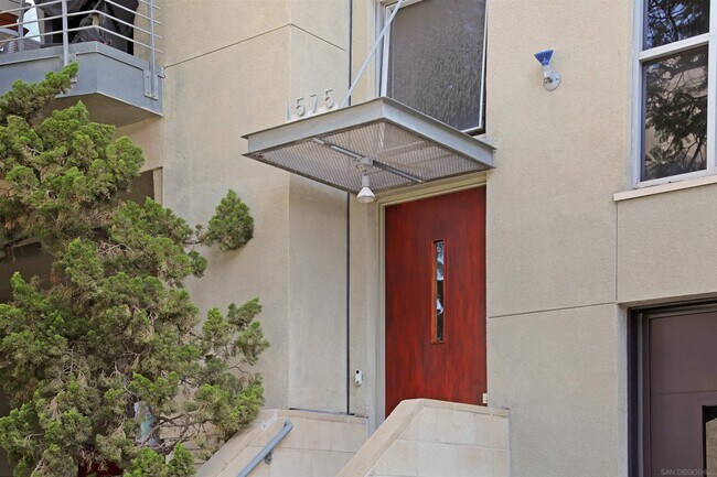 Building Photo - 1575 Kettner Blvd