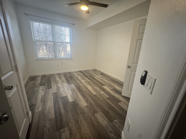 Foto del edificio - 12926 Ironstone Way