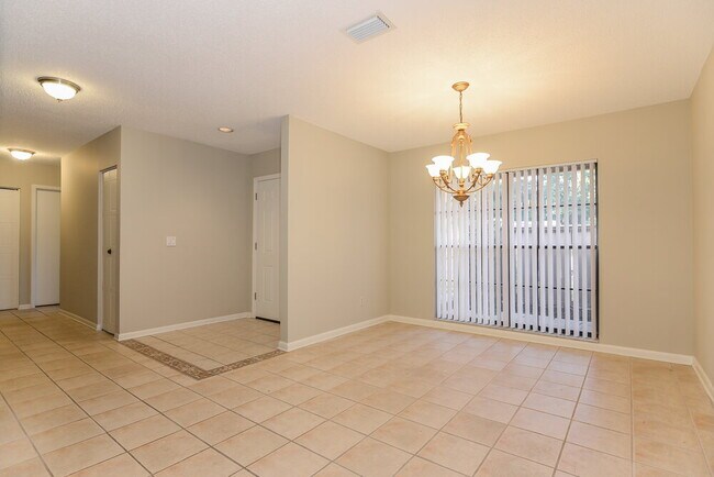 Foto del edificio - 16536 Forestlake Dr