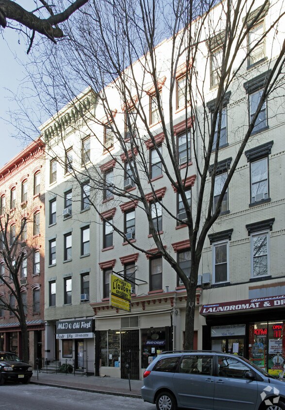 Foto del edificio - 260 1st St