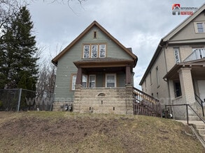 Building Photo - 2724 N Palmer St