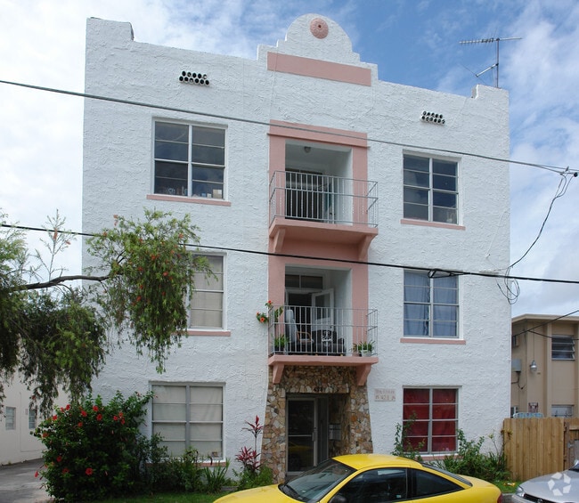 Building Photo - 428 SW 9th St