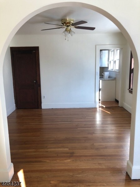 Building Photo - 6 Briant Ave