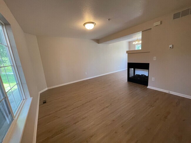 Building Photo - 1731 Morningside Dr