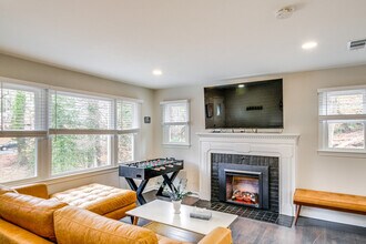 Building Photo - 5123 Boulder Dr