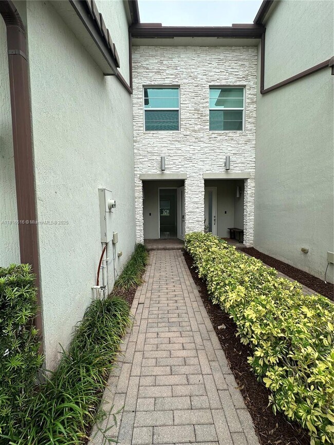 Foto del edificio - 8959 Kingsmoor Wy