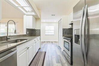 Building Photo - 1866 Delki St NW