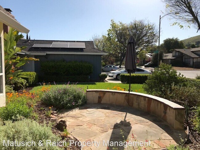 Foto del edificio - 3 br, 2 bath House - 413 Curie Drive