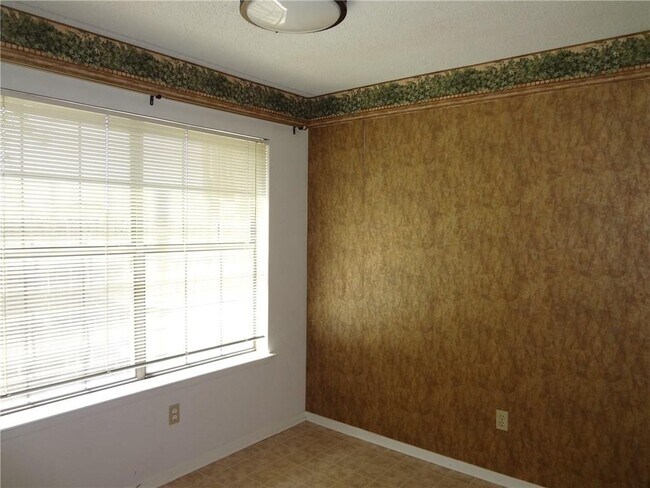Building Photo - 1163 Dallas Dr