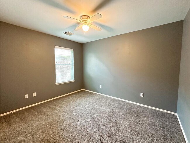 Foto del edificio - 10010 Bald Ridge Ln