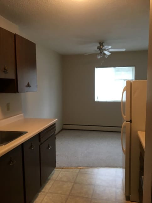 Building Photo - 0 Bed 0 Bath Unit in Red Deer, AB