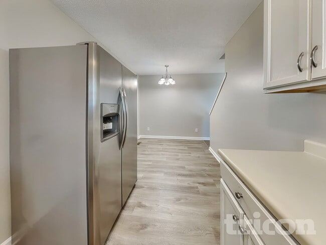 Building Photo - 4813 Windbreak Ln