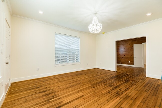 Building Photo - 2516 Avenue K