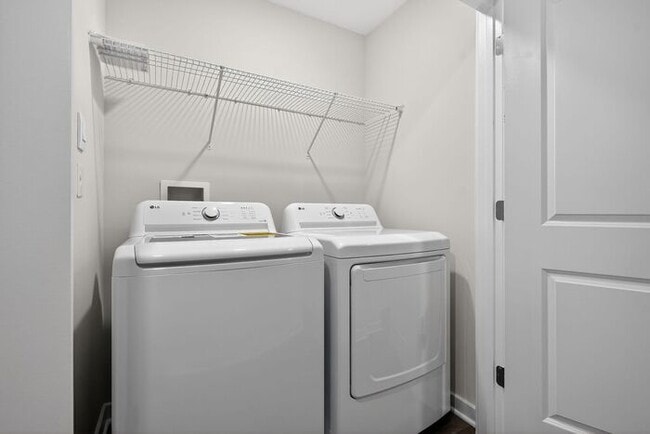 Building Photo - 15006 General Lafayette Blvd