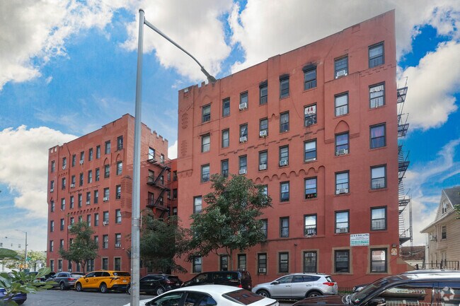 Building Photo - 1864 85th St