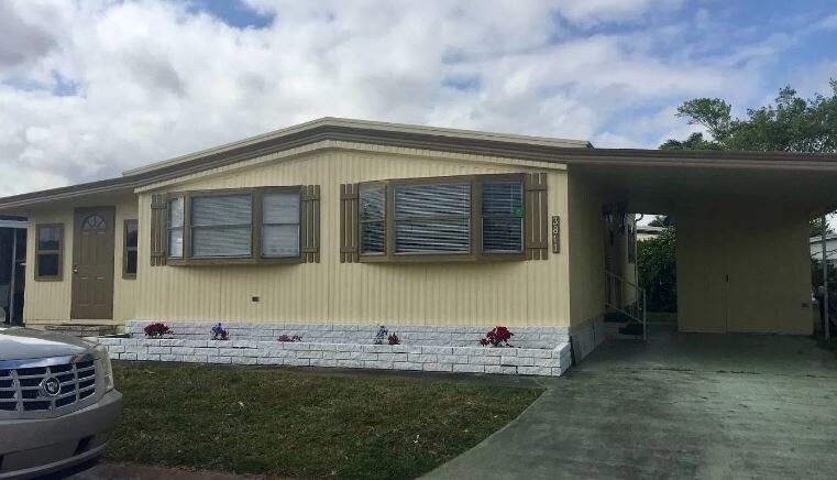 Foto principal - 3811 Midway Dr