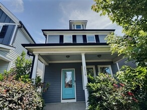 Building Photo - 2319 Great Ridge Pkwy