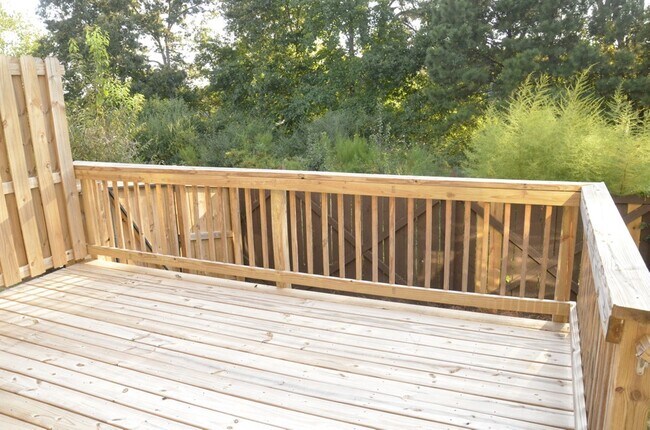 Building Photo - 289 Arbor Crowne Dr