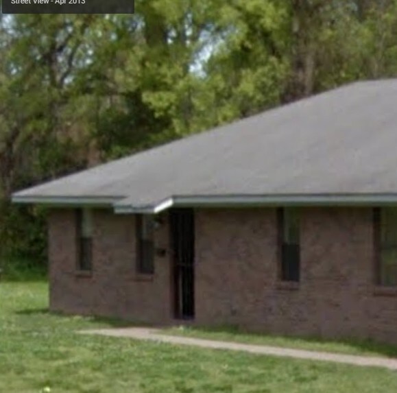 Primary Photo - Hollin - Smith Estates II