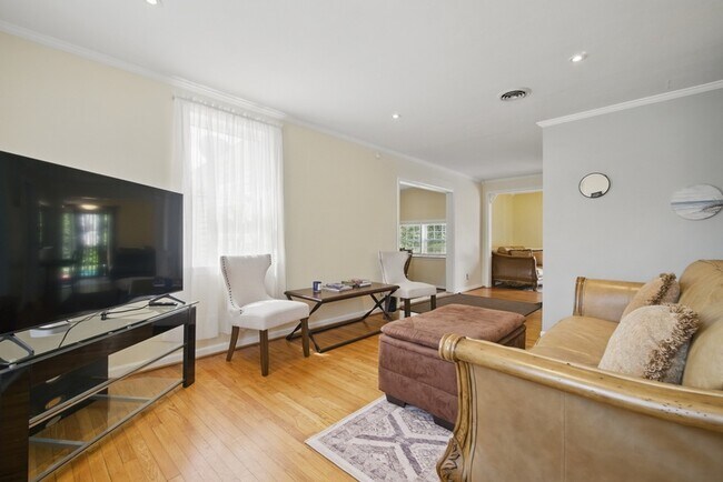 Foto del edificio - 8559 Old Ocean View Rd