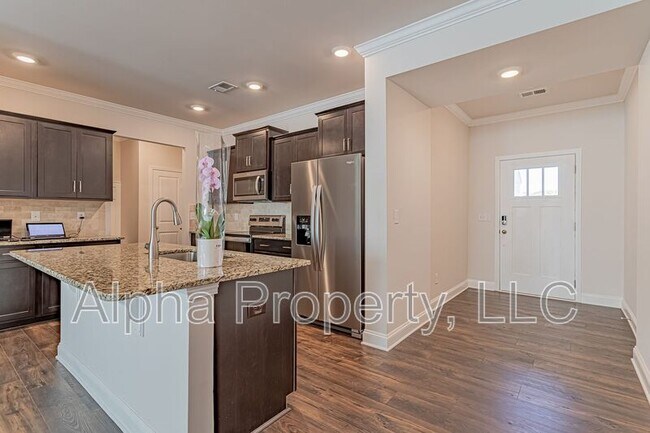 Foto del edificio - 540 Yellow Fox Rd