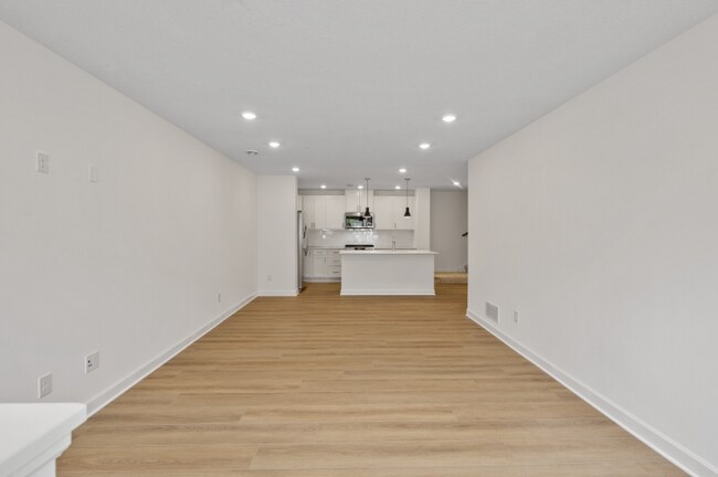 Building Photo - 14939 Adare Wy