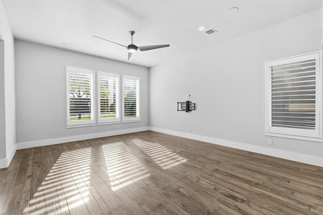 Foto del edificio - 7812 Merit Ln