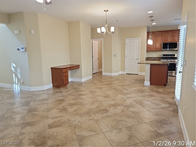 Building Photo - 10432 Yew Blossom Ave