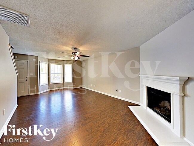 Building Photo - 6958 Mahonia Pl