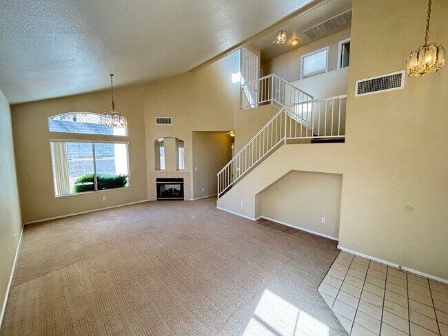 Foto del edificio - Gorgeous 3Bed/2.5Bath, 2-Story home locate...