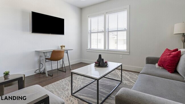 Building Photo - 20915 Wilderness Oak
