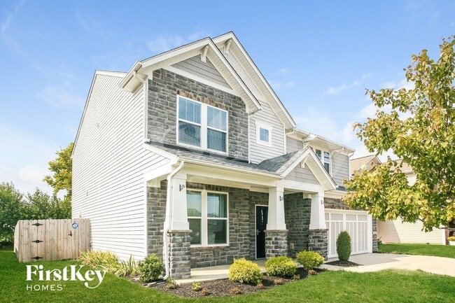 Building Photo - 4020 Poplar Dr