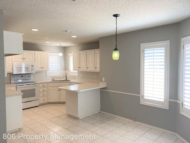 Building Photo - 3 br, 3 bath House - 103 Utica