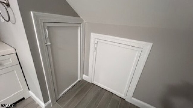 Building Photo - 109 Wanaque Ave