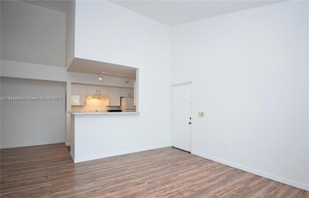 Foto principal - 631 SW 111th Ln