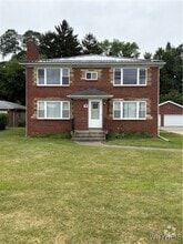 Building Photo - 49 Youngs Rd