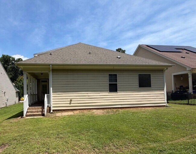 Building Photo - 48 Salerno Dr