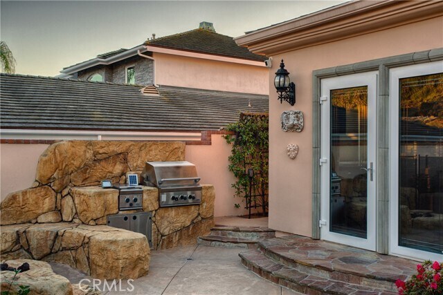 Building Photo - 55 Montecito Dr