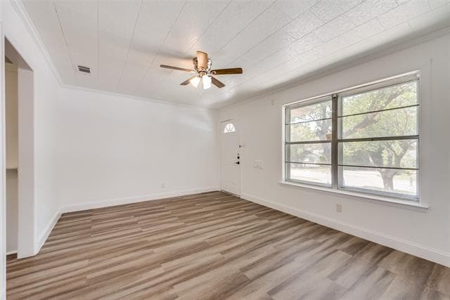 Foto del edificio - 1412 Woodcrest Dr