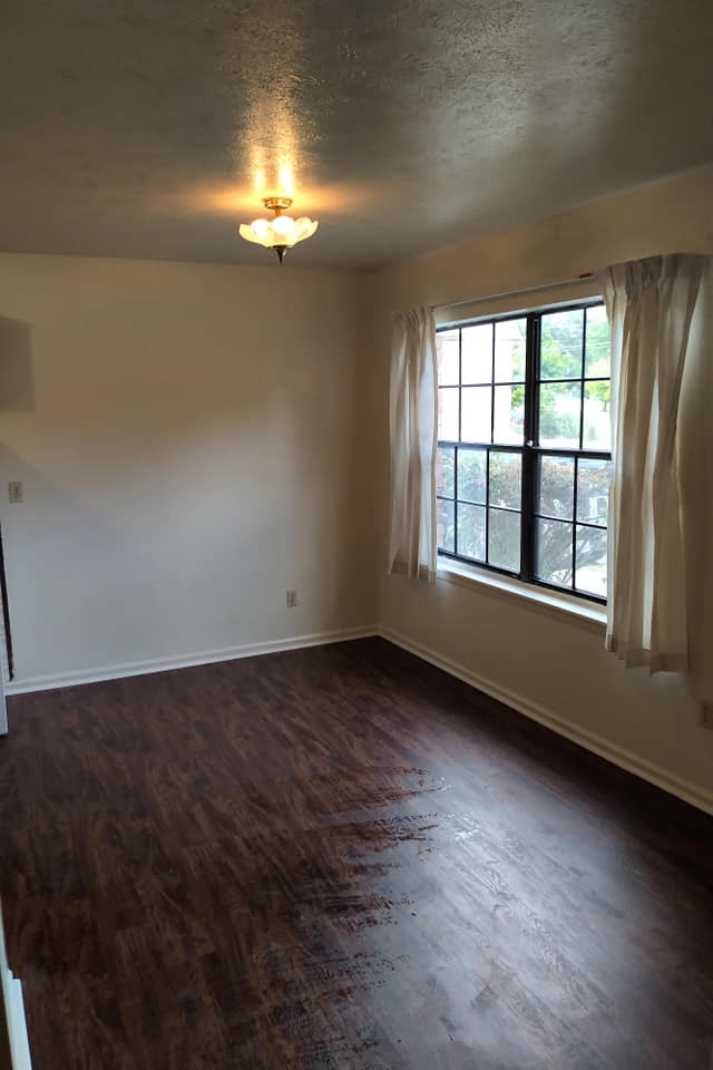 Building Photo - 1503 E Beverly Dr