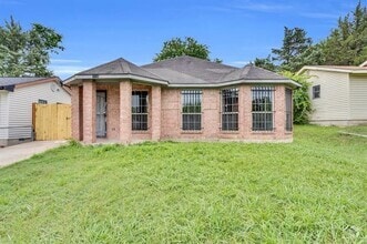 Building Photo - 2520 Fatima Ave