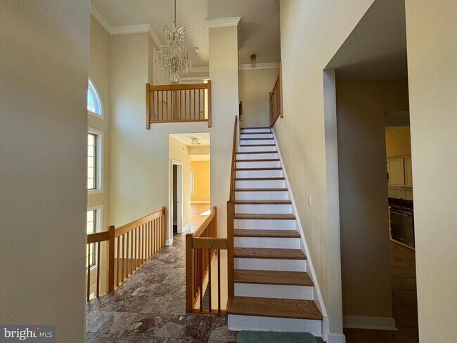 Foto del edificio - 327 Overlook Ln